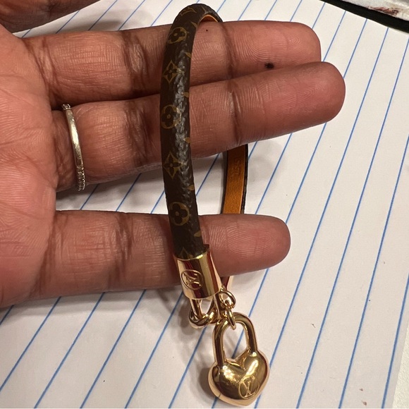 Louis Vuitton Bracelet - Picture 3 of 4